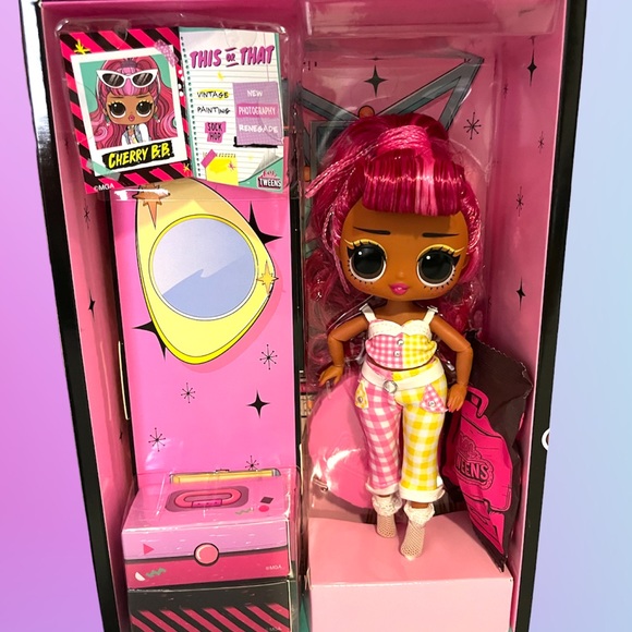 L.O.L. SURPRISE! TWEENS FASHION DOLL PLAYSET BNIB “CHERRY B.B.” SERIES ONE - Picture 3 of 11